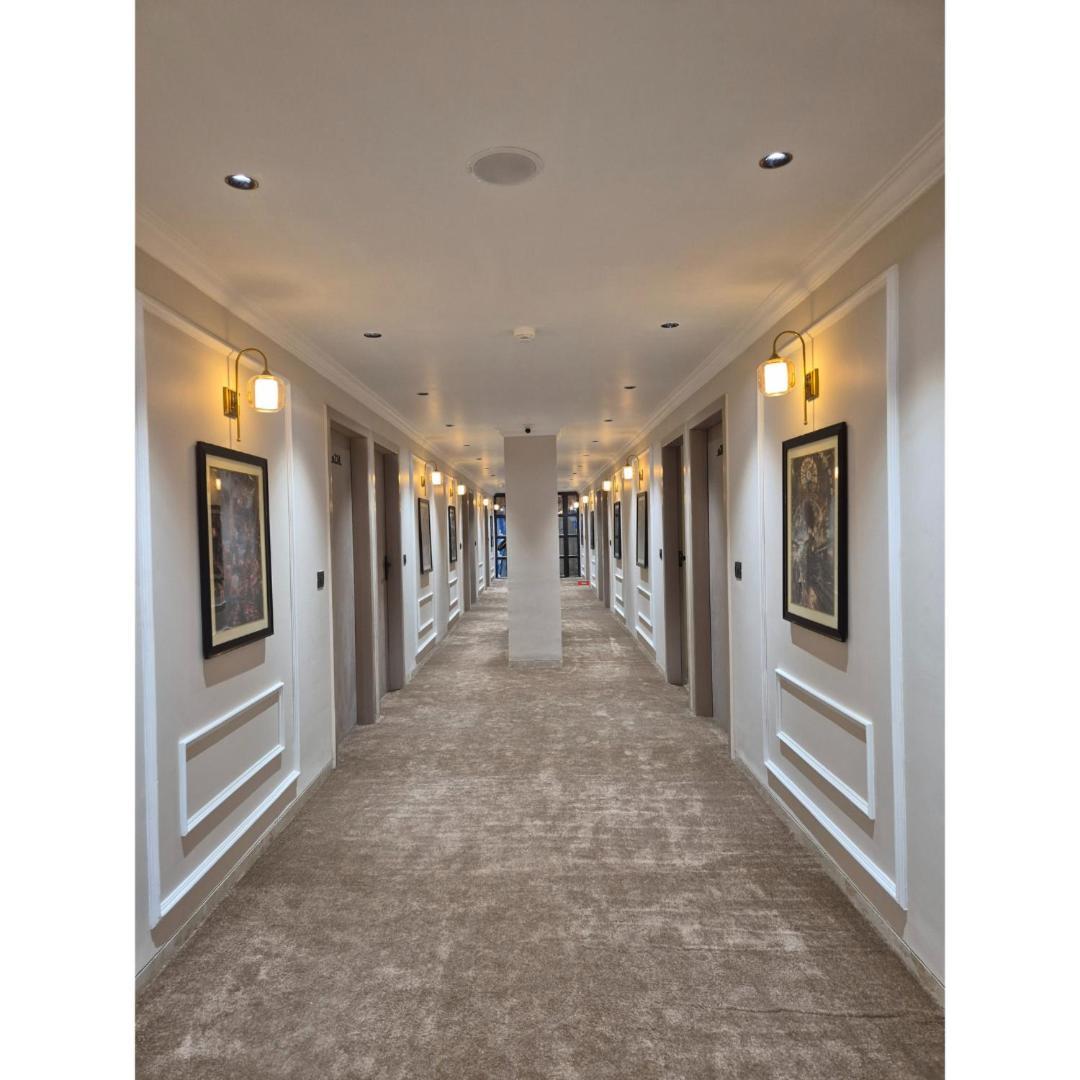 Hotel Royal Town Ahmadabad Zewnętrze zdjęcie